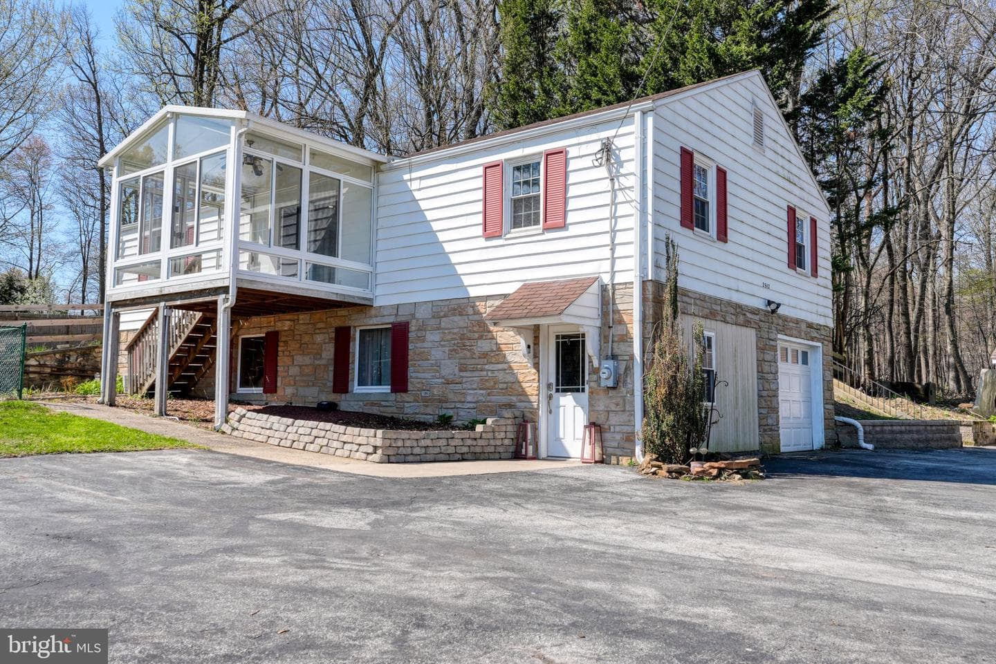 2512 Grandview Road