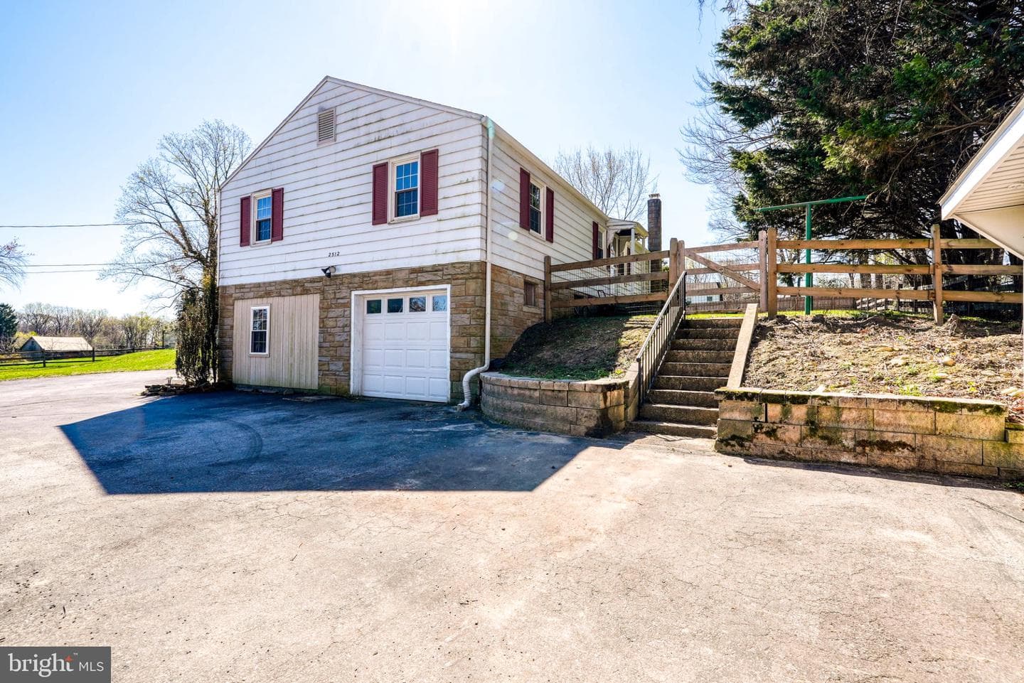 2512 Grandview Road photo 11