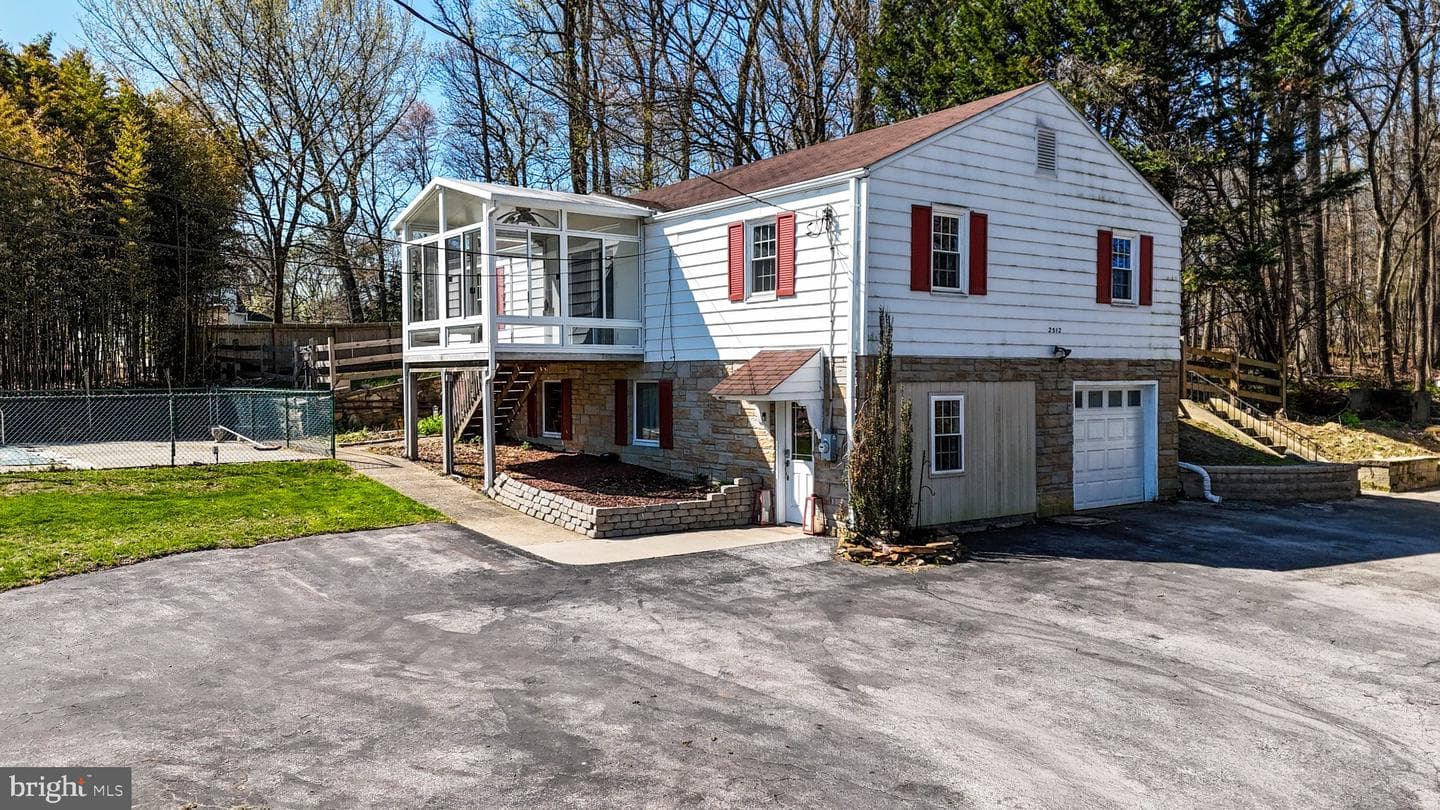 2512 Grandview Road photo 8