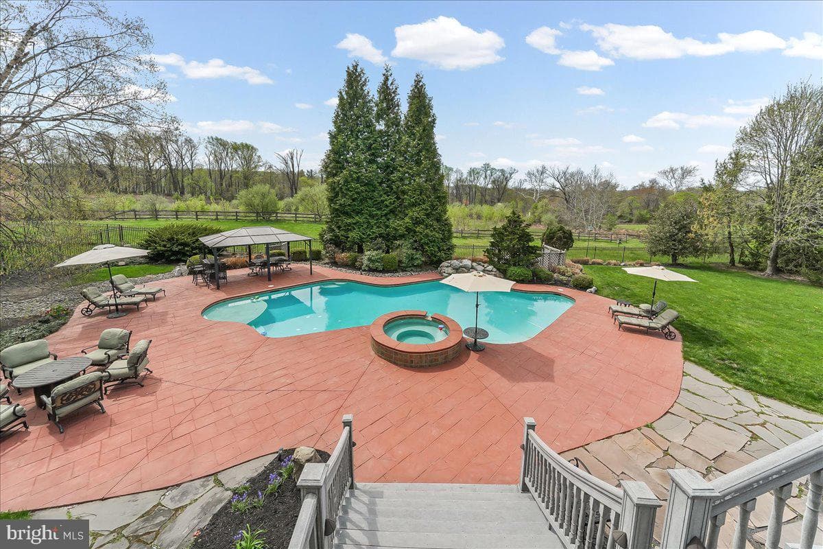 26 Saddlebrook Lane photo 65