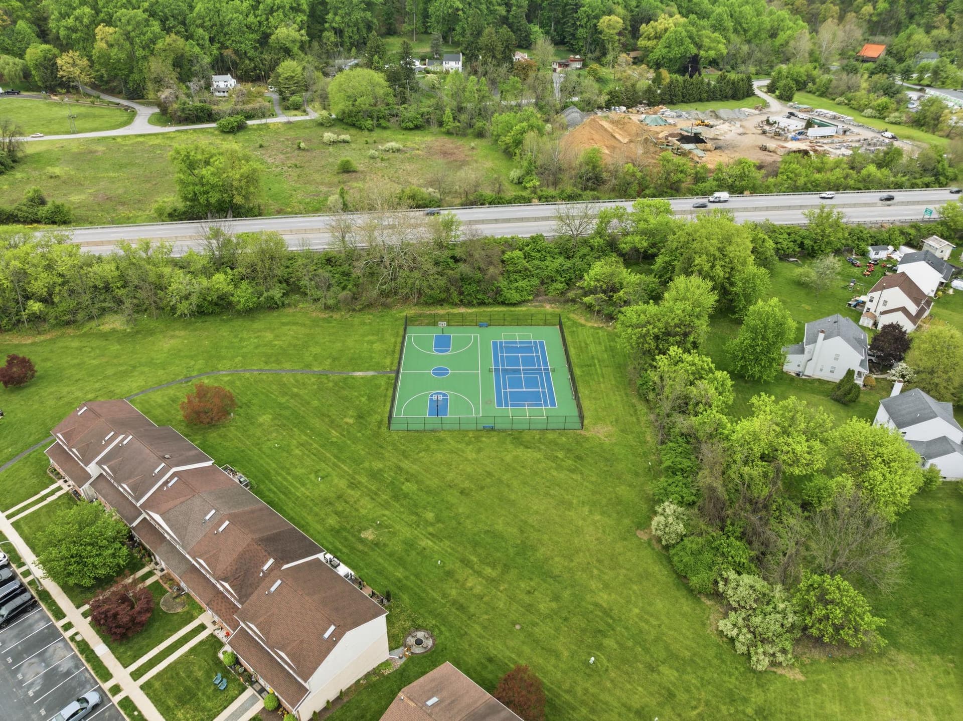 262 Carlyn Court photo 37