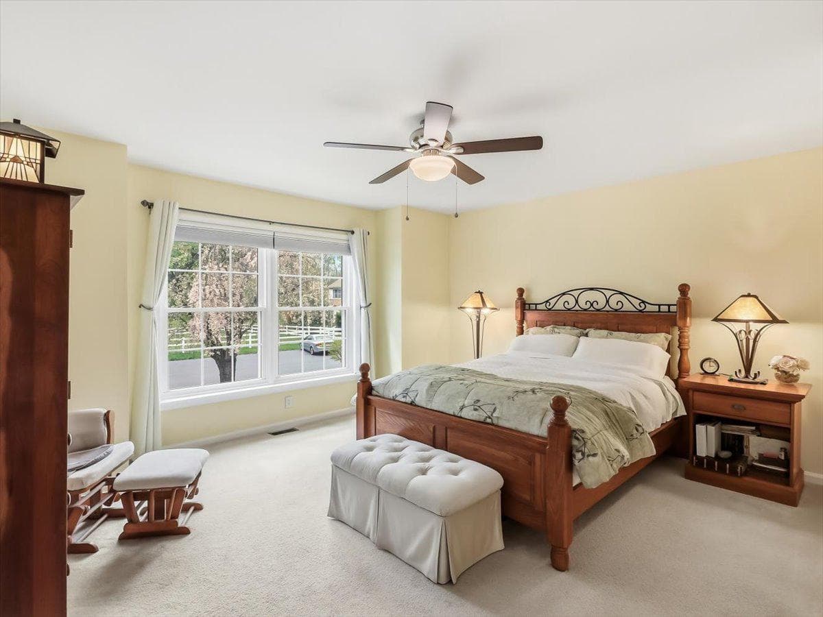 54 Saddler Drive photo 12