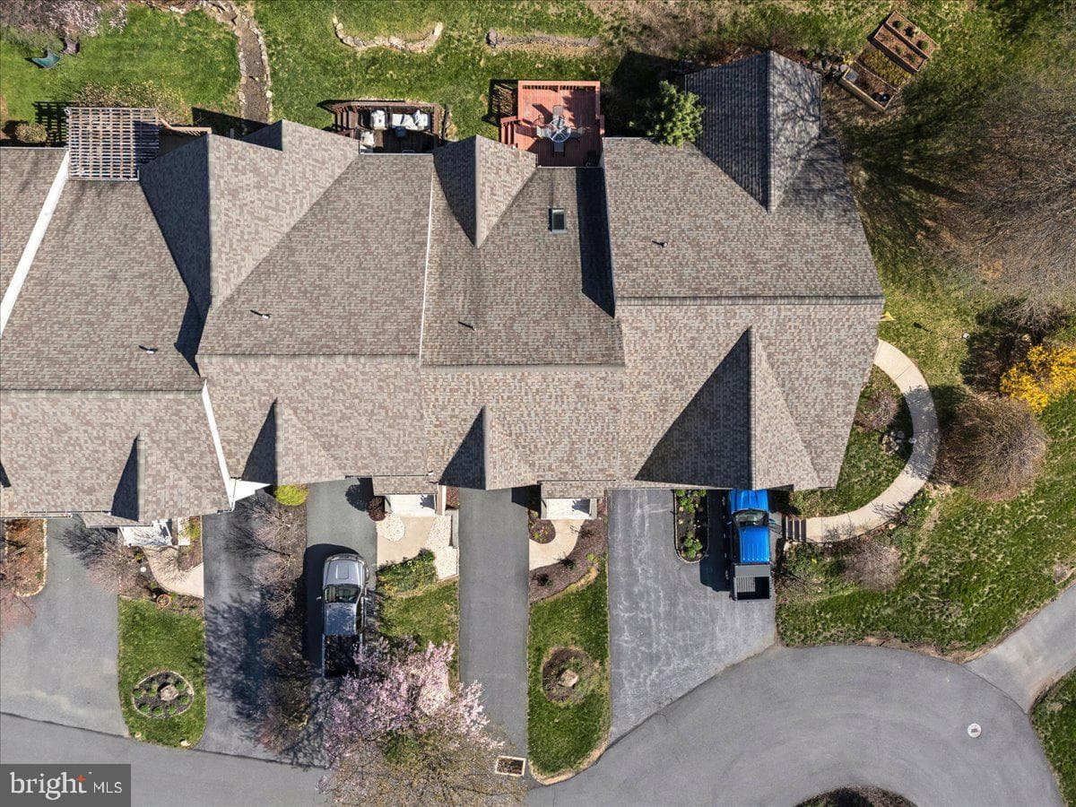 54 Saddler Drive photo 26