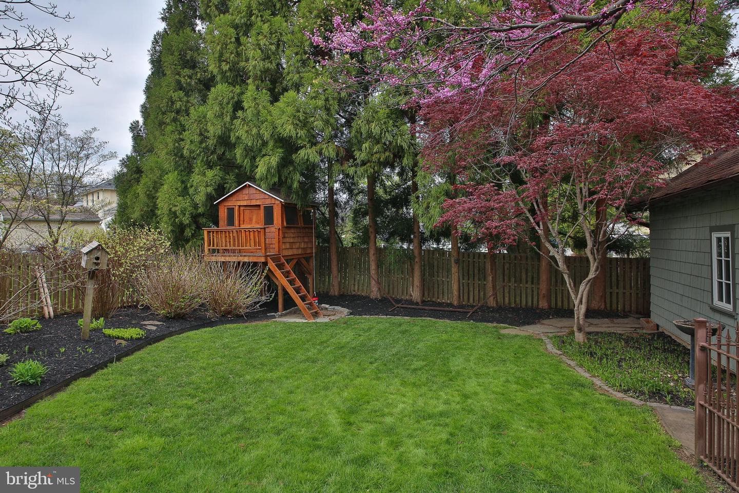 20 Hillside Road photo 41