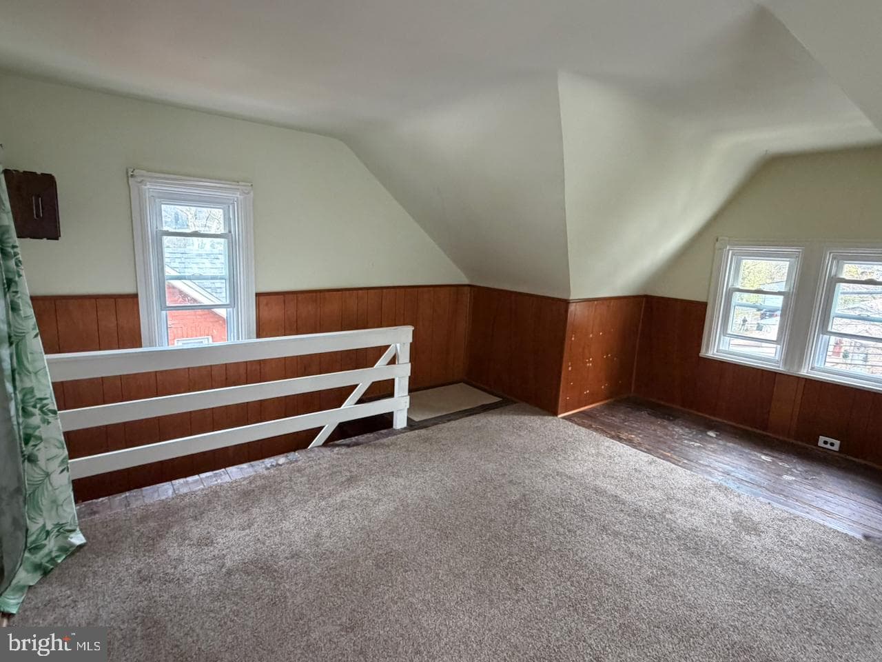 146 S 5th Avenue photo 26