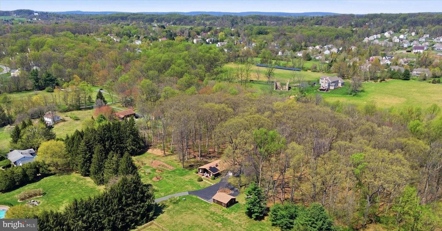 115 Windy Hill Road photo 42