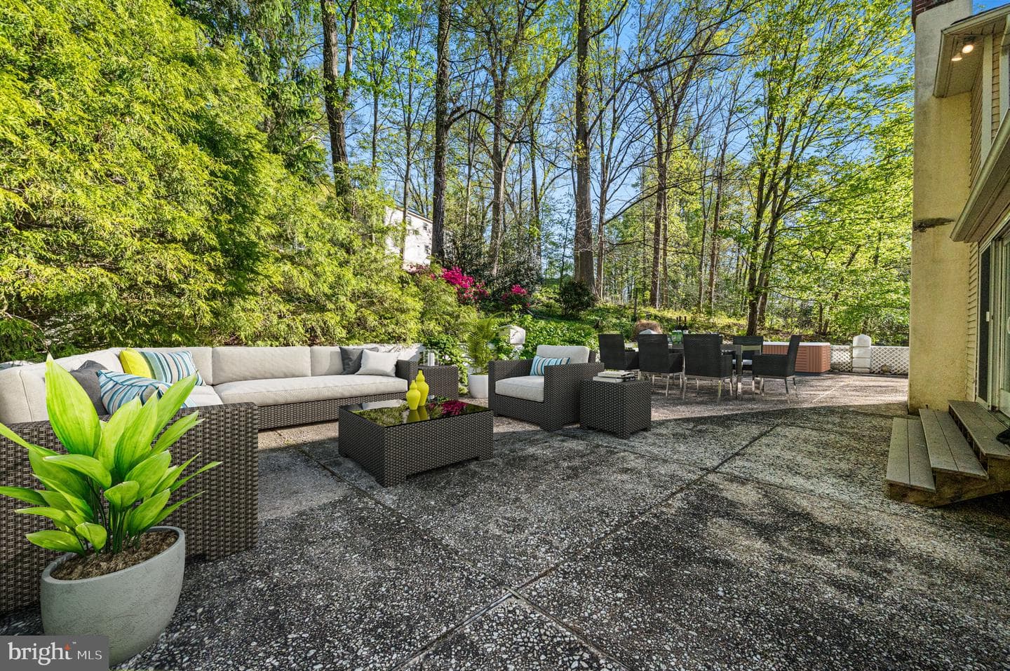 346 N Woodmont Drive photo 41