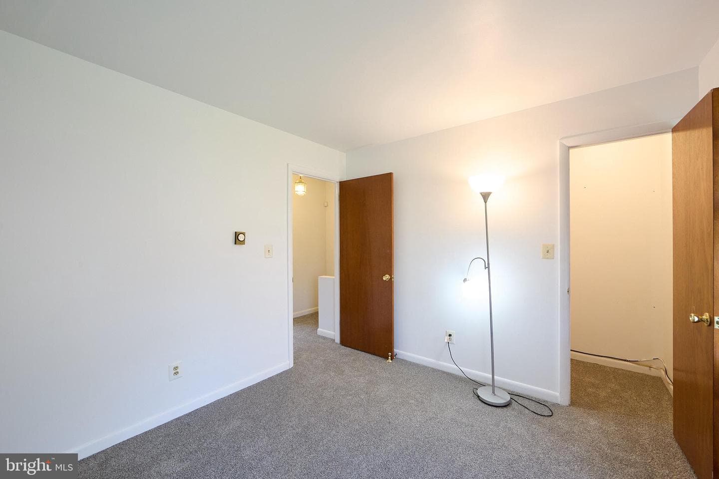 149 Park Avenue photo 29