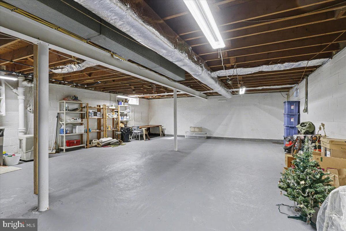 1204 Madison Avenue photo 21