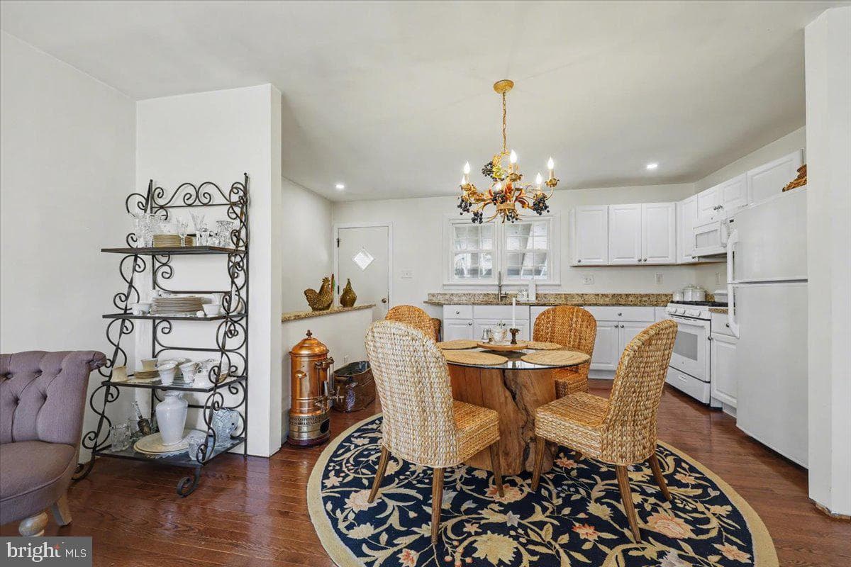 1204 Madison Avenue photo 7