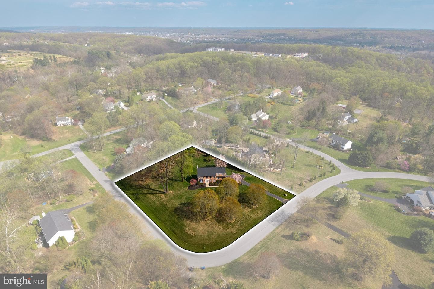 108 Wooded Acres Lane photo 49