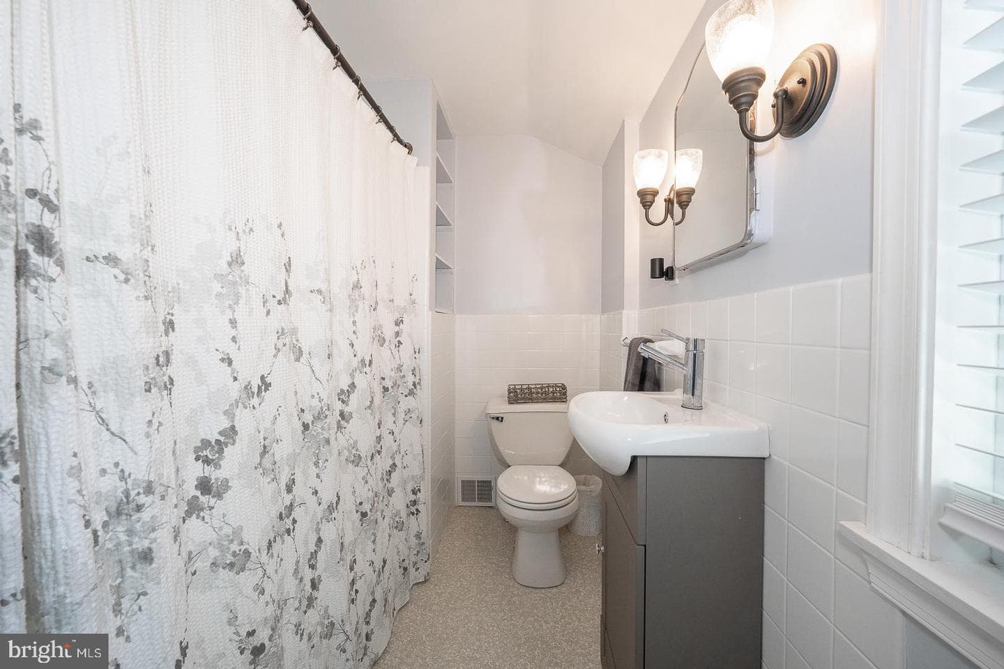 30 Midland Avenue photo 22