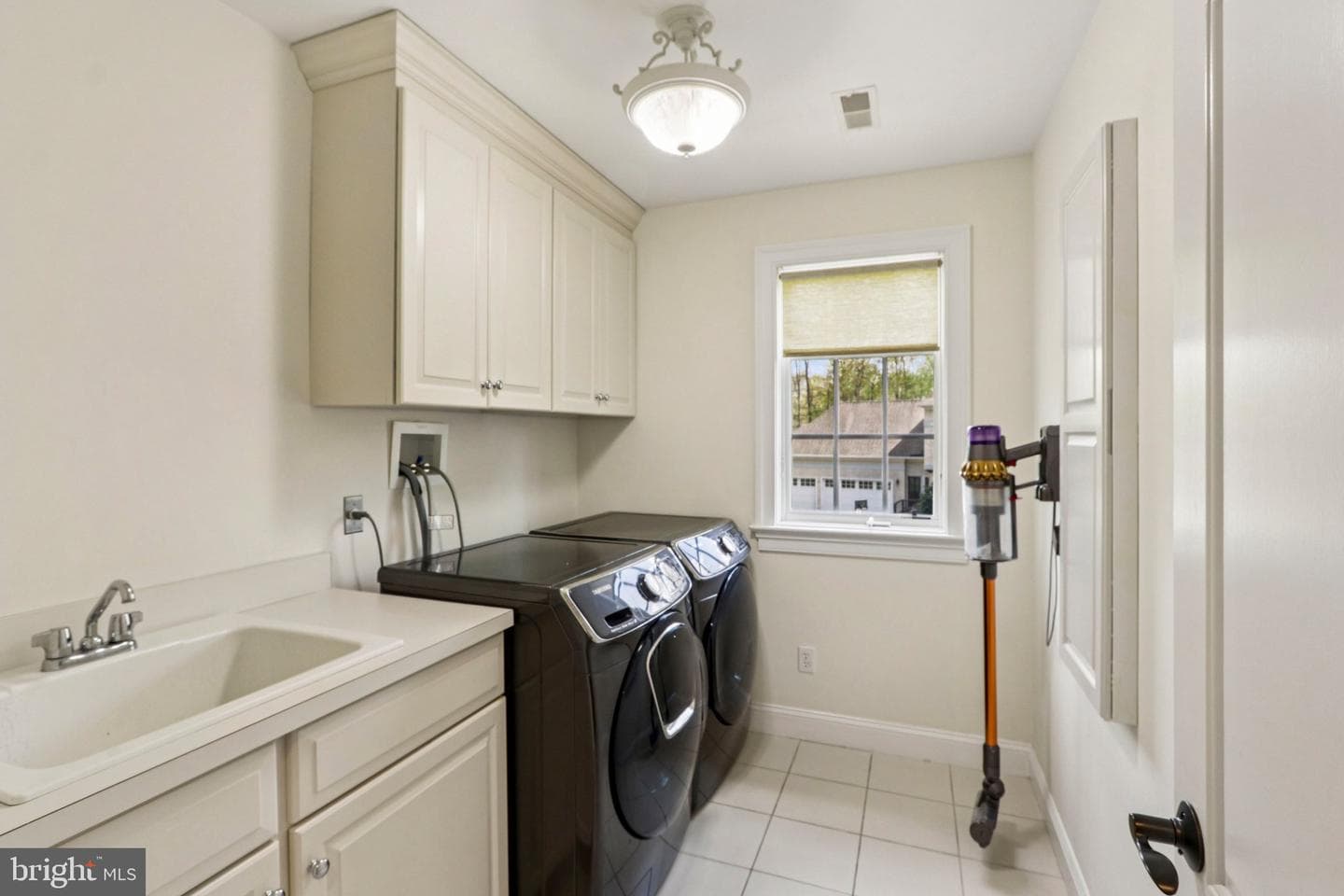 486 Church Road photo 60