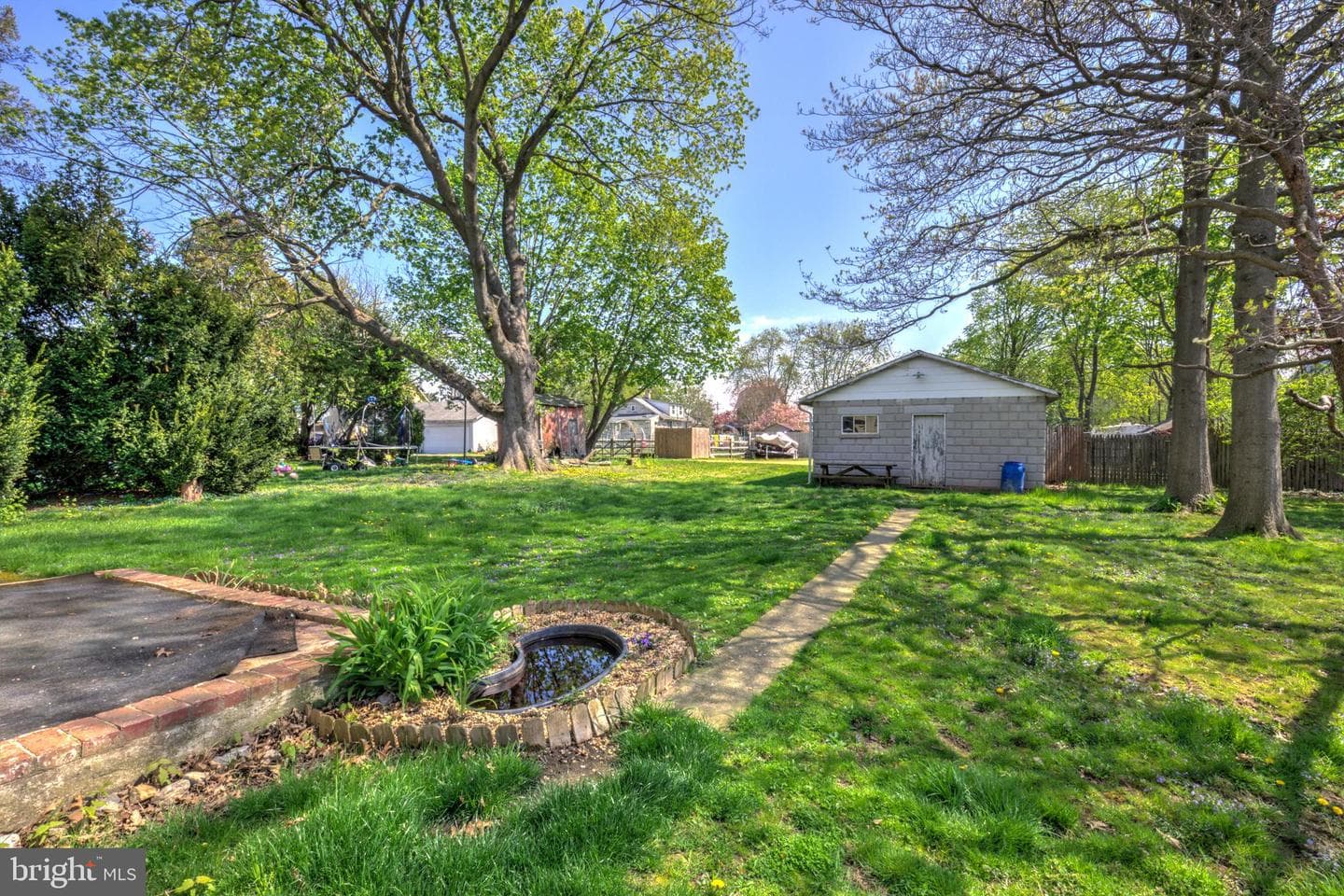 411 Franklin Street photo 6