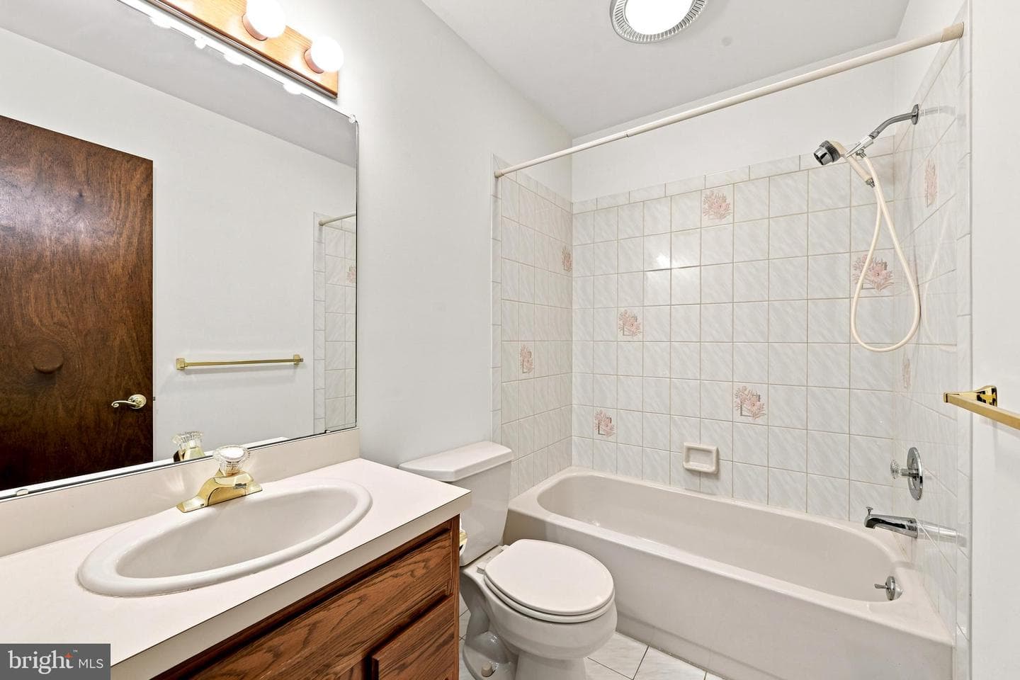 1672 Suzanne Drive photo 18