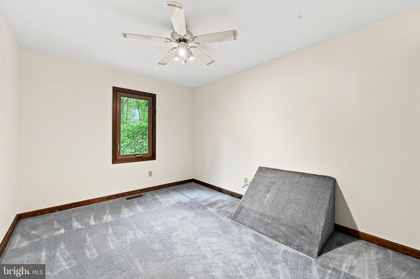 1672 Suzanne Drive photo 31