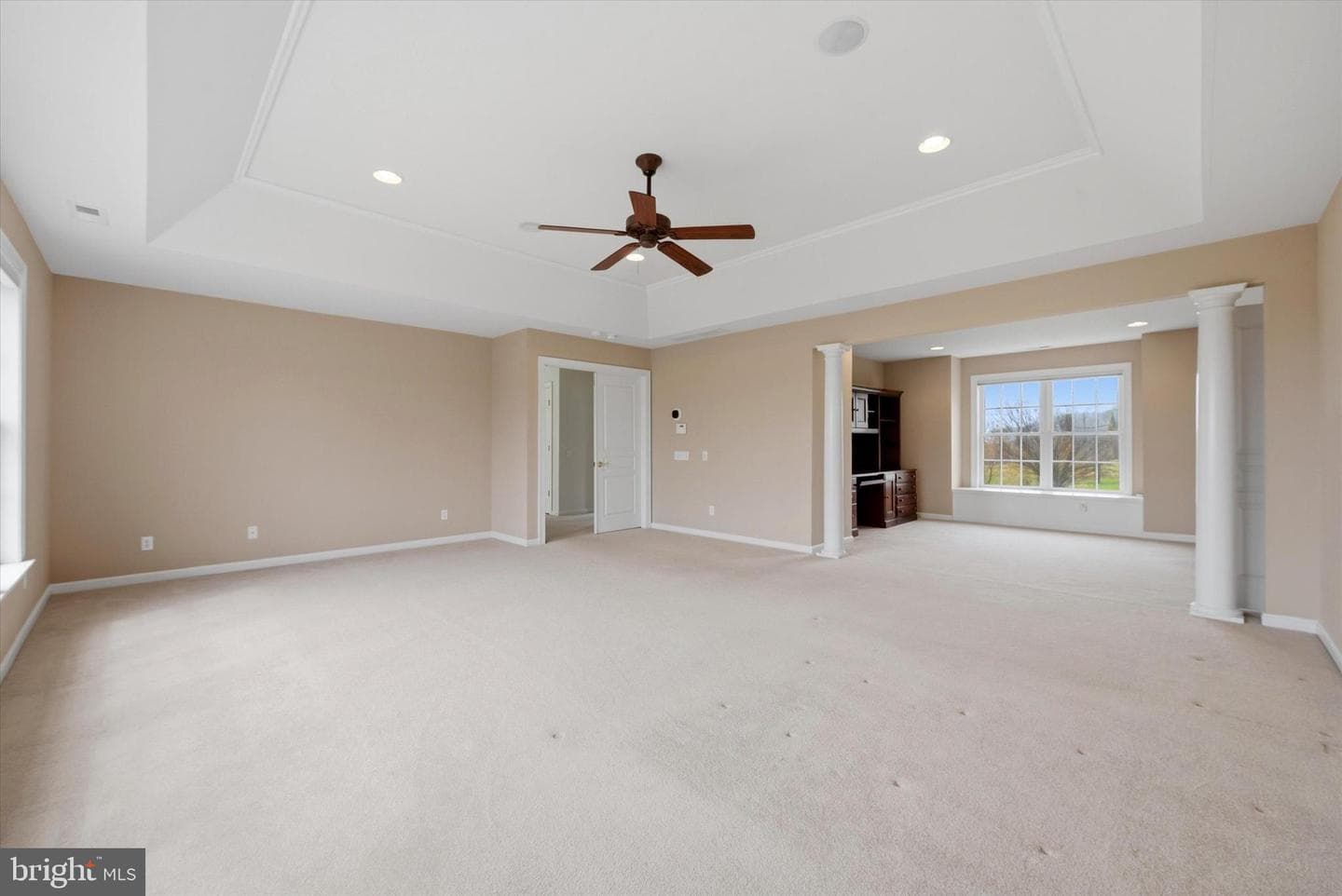 8 Deerfield Drive photo 23
