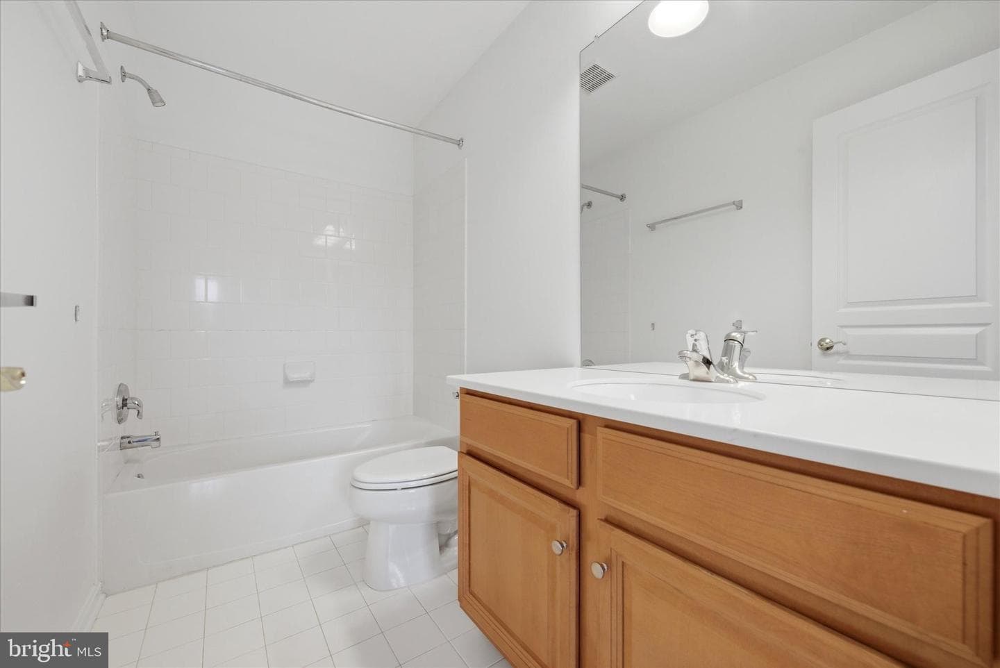 8 Deerfield Drive photo 30