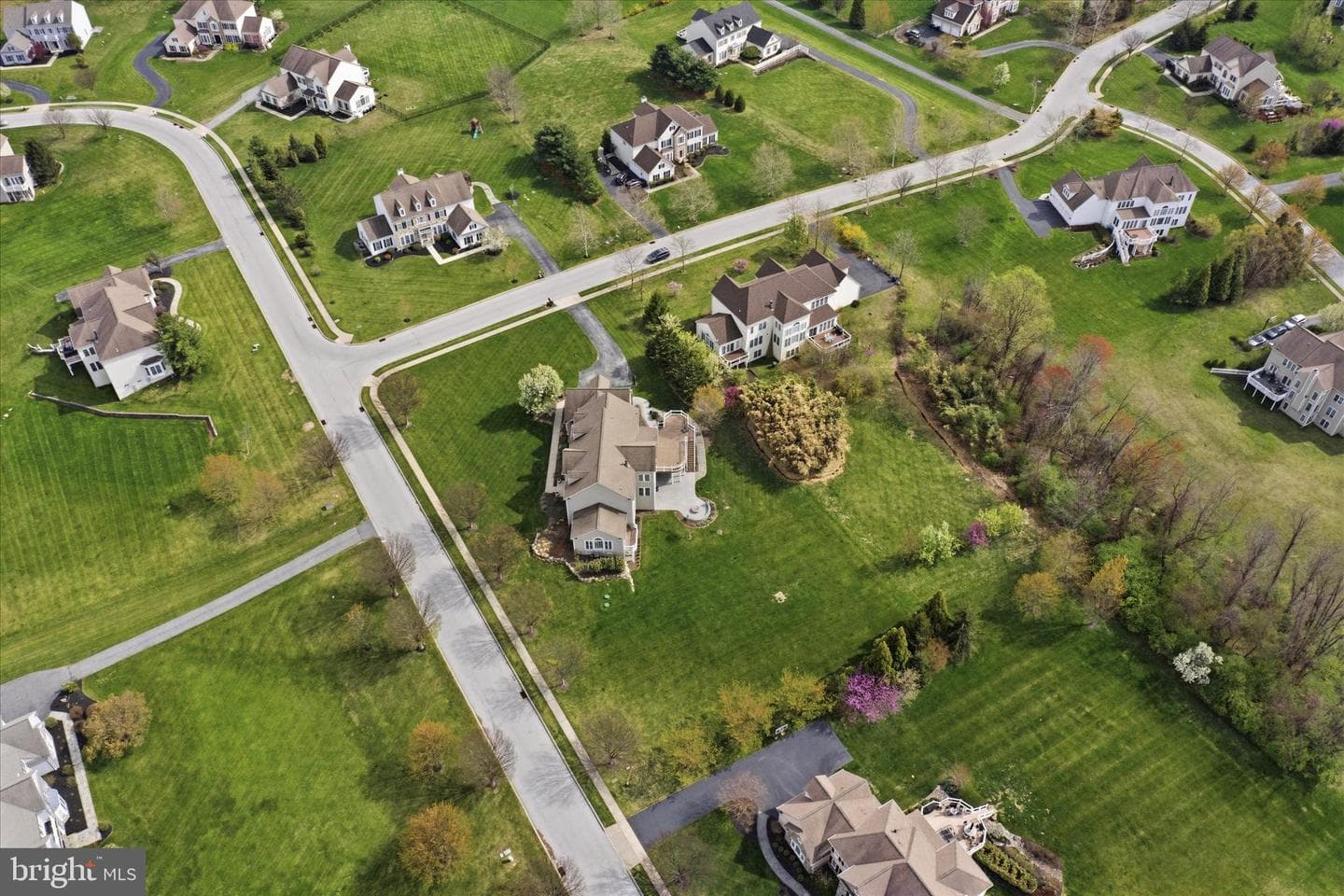 8 Deerfield Drive photo 44