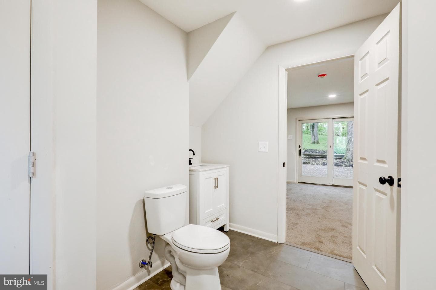 1287 Belmont Avenue photo 23