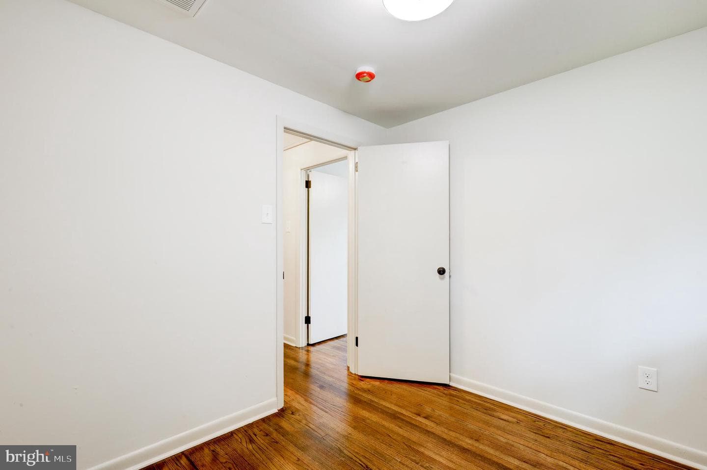 1287 Belmont Avenue photo 27