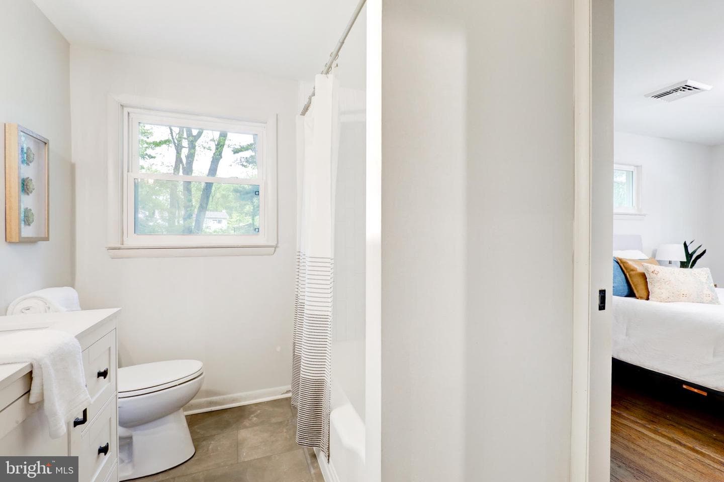 1287 Belmont Avenue photo 32