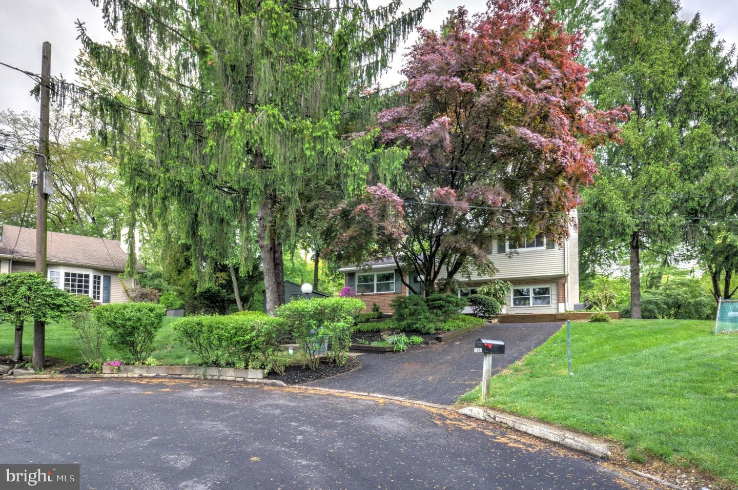 1287 Belmont Avenue photo 36