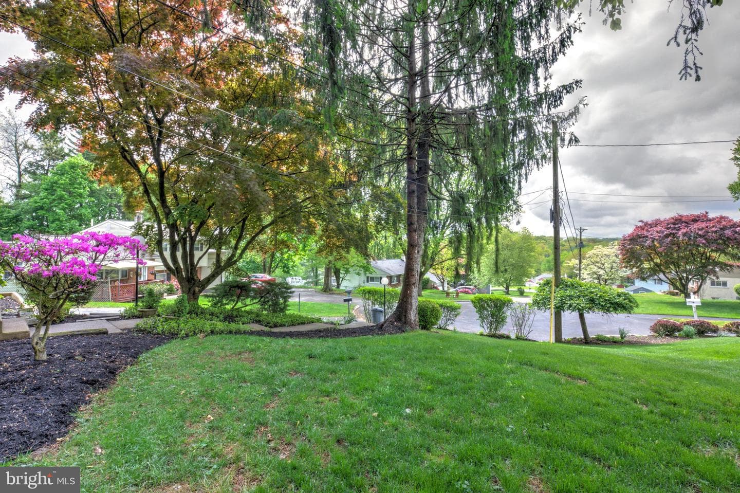 1287 Belmont Avenue photo 38