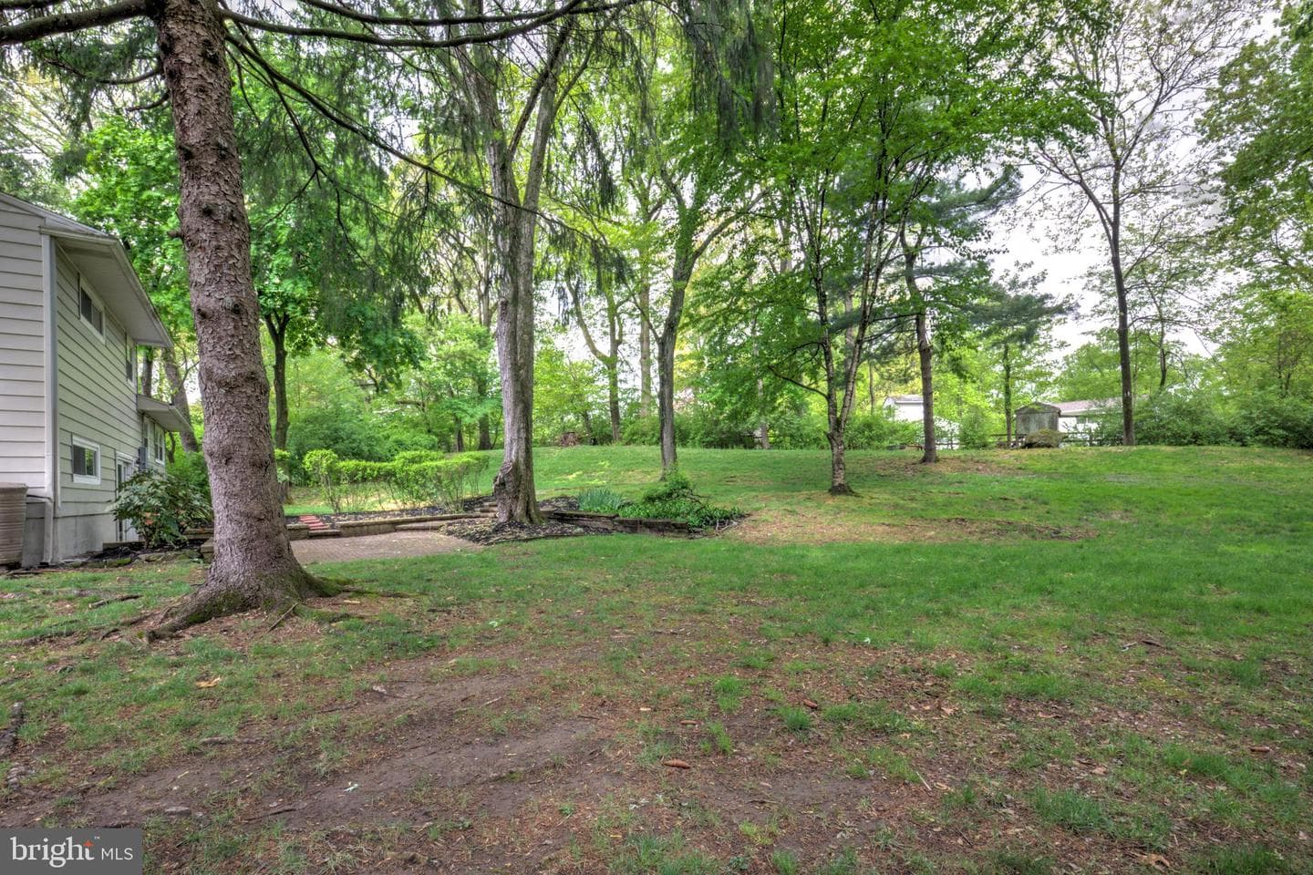 1287 Belmont Avenue photo 43
