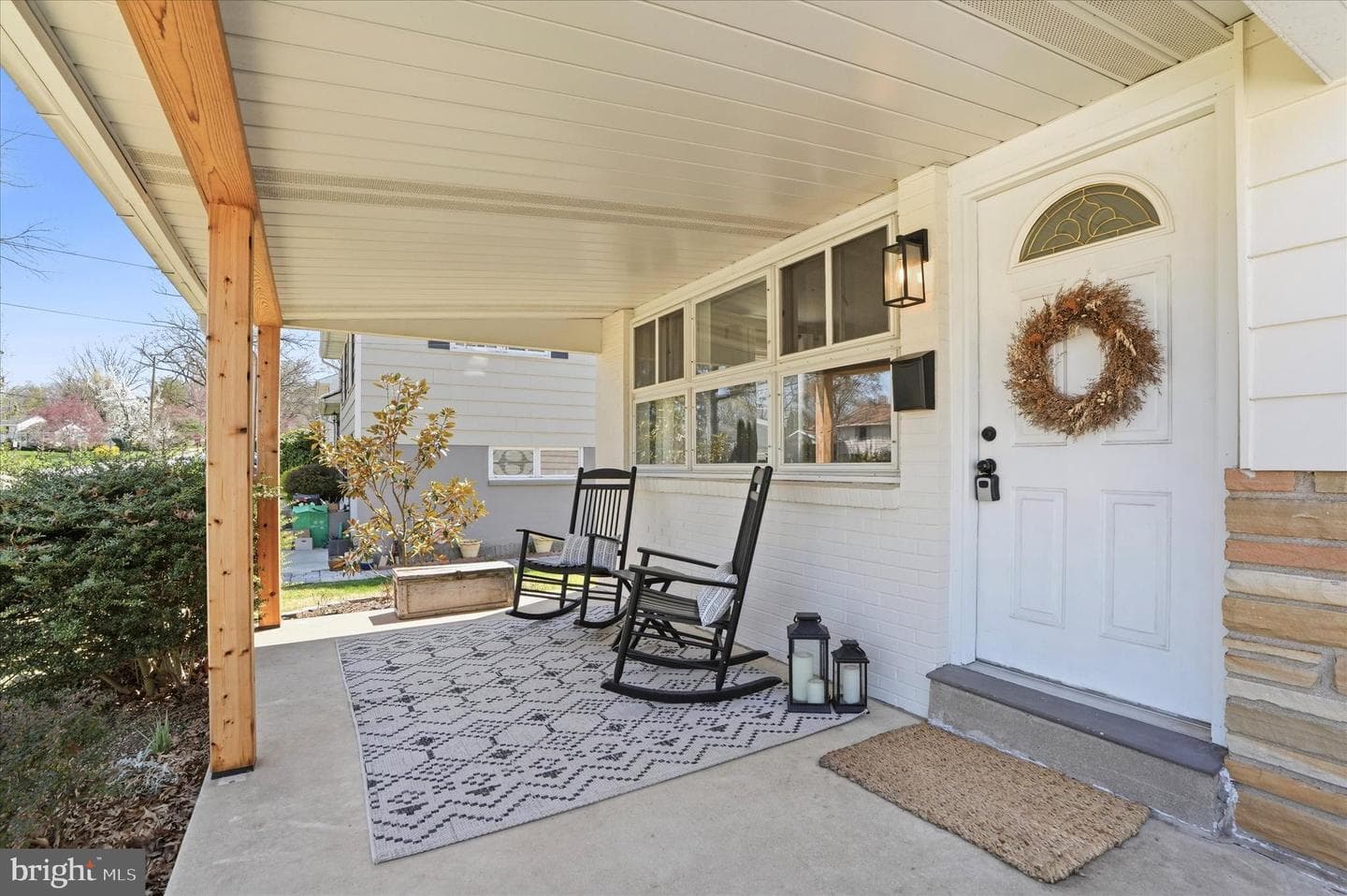 1263 Tyler Avenue photo 3