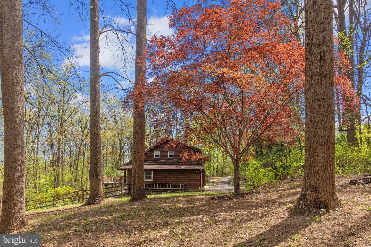 912 Heather Lane photo 35