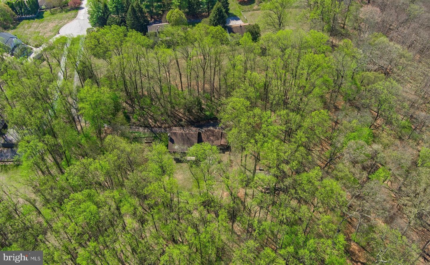 912 Heather Lane photo 39