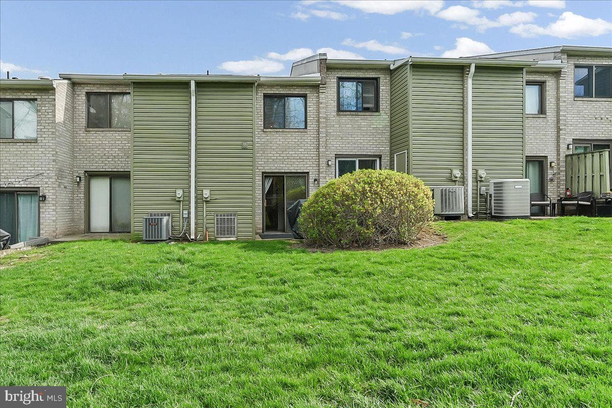 605 Valley Drive #605 photo 29
