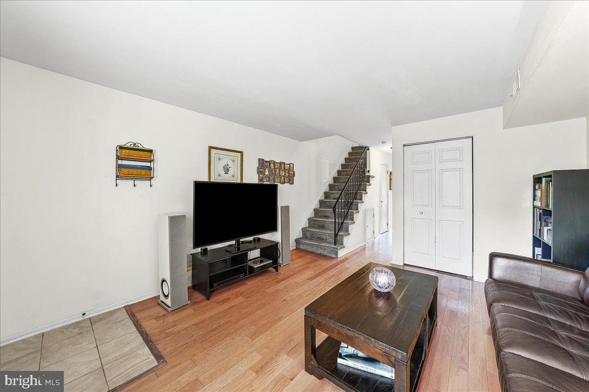 605 Valley Drive #605 photo 5