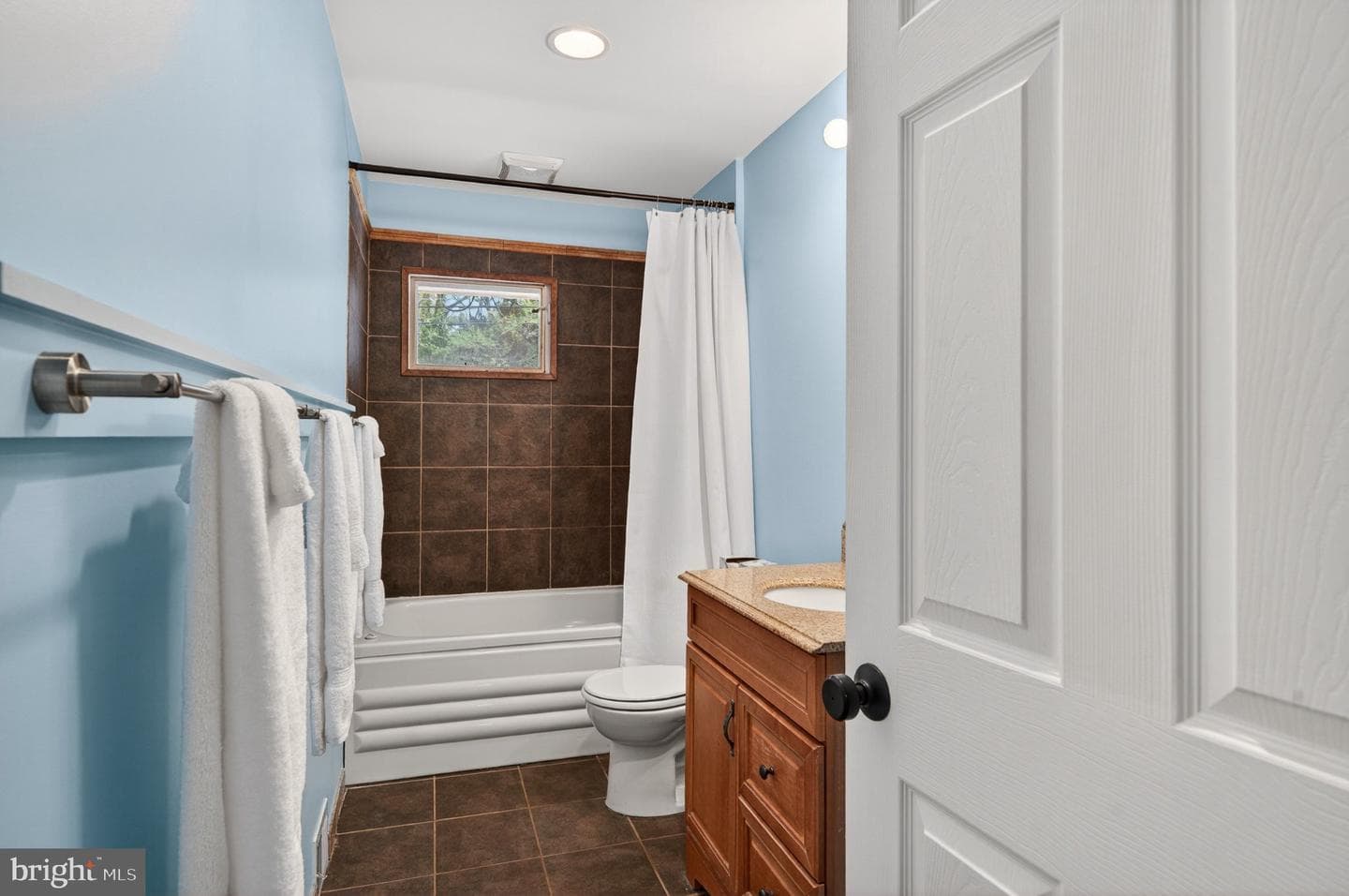 1119 Carolina photo 26