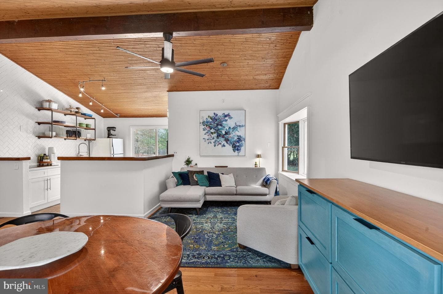 1119 Carolina photo 6