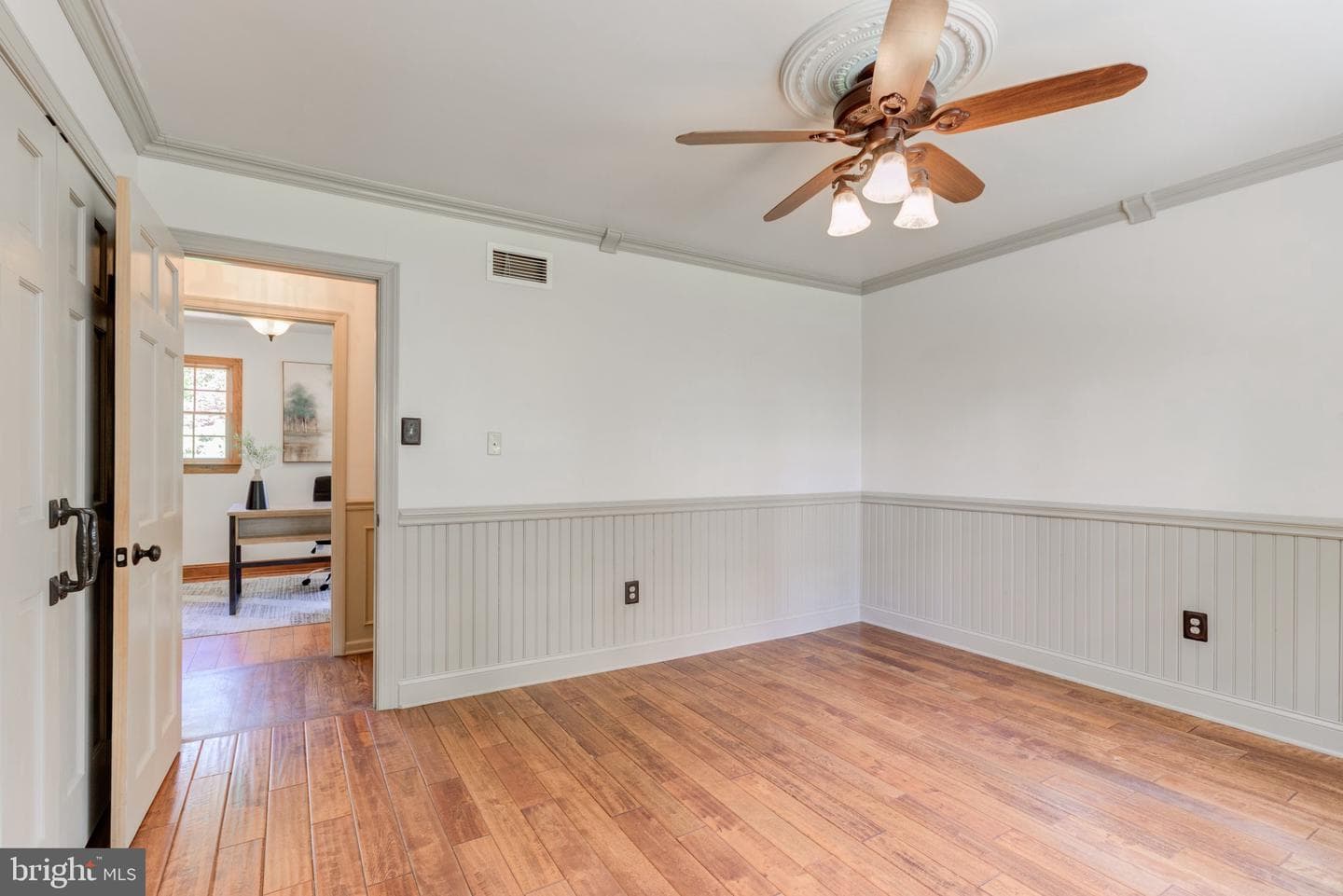 1324 College Hill Drive photo 55