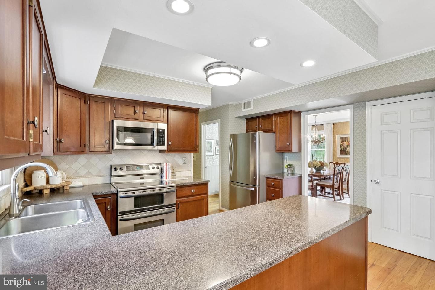 219 Wiltshire Drive photo 20