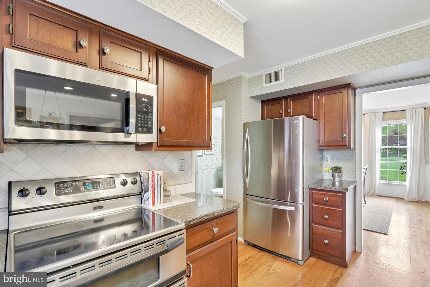 219 Wiltshire Drive photo 23