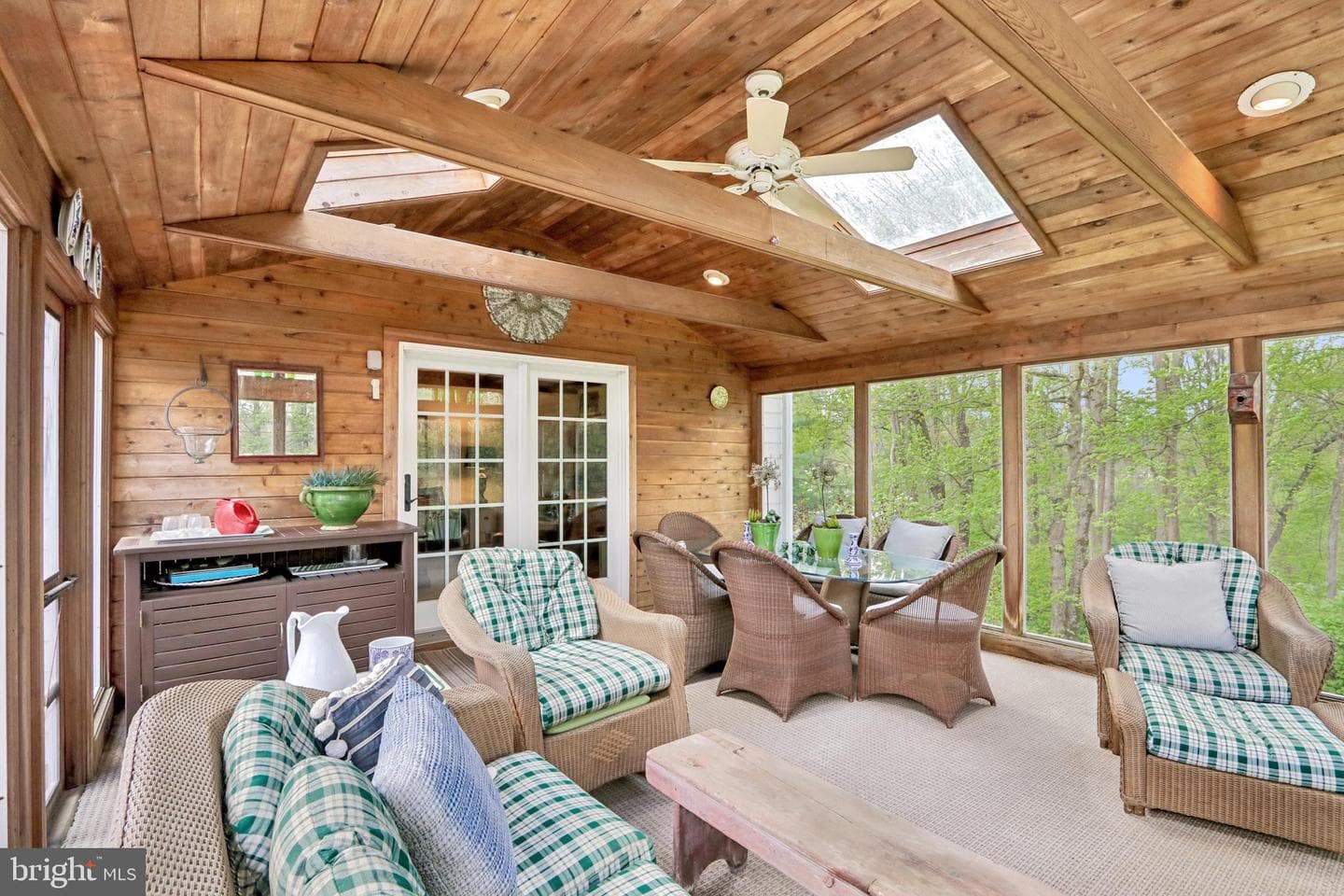 219 Wiltshire Drive photo 48
