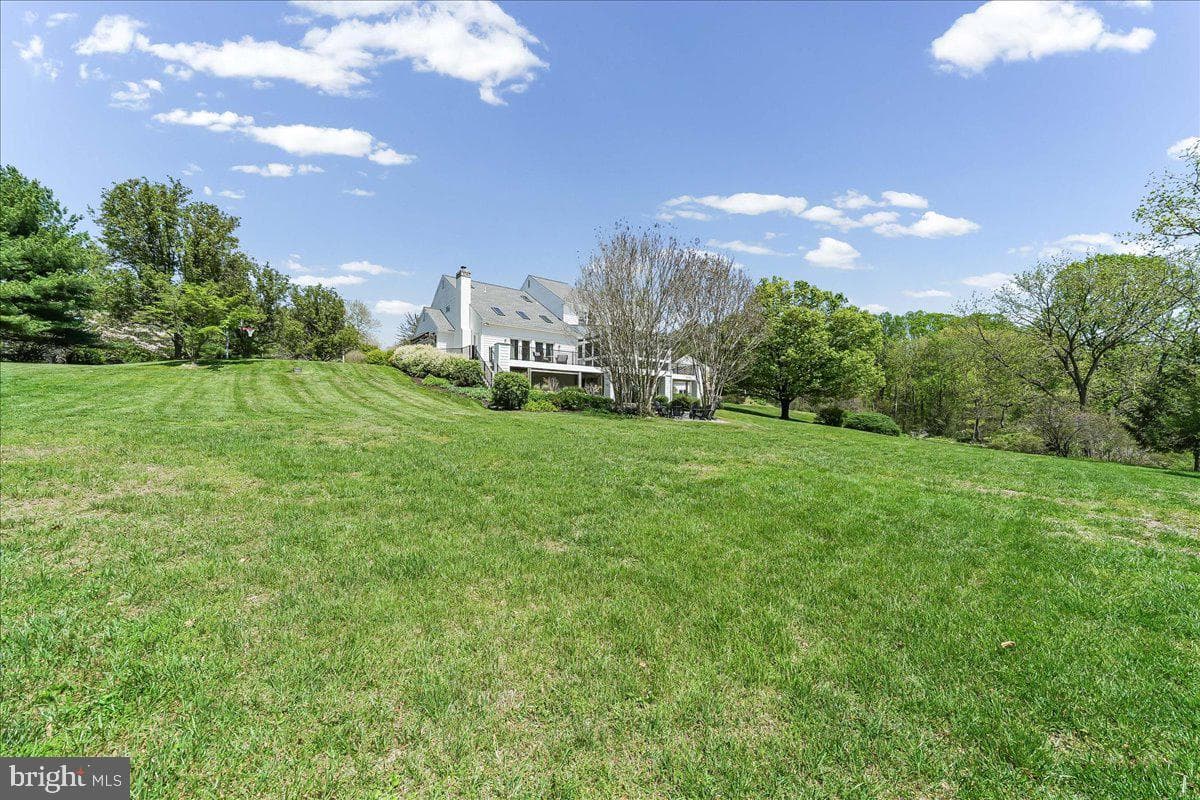 314 Belmont Court photo 48