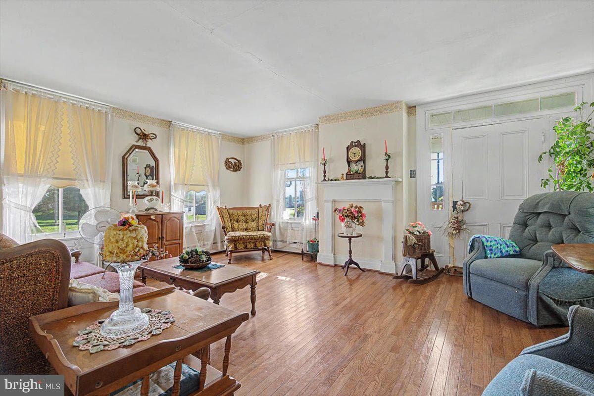 547 Church Hill Road photo 9