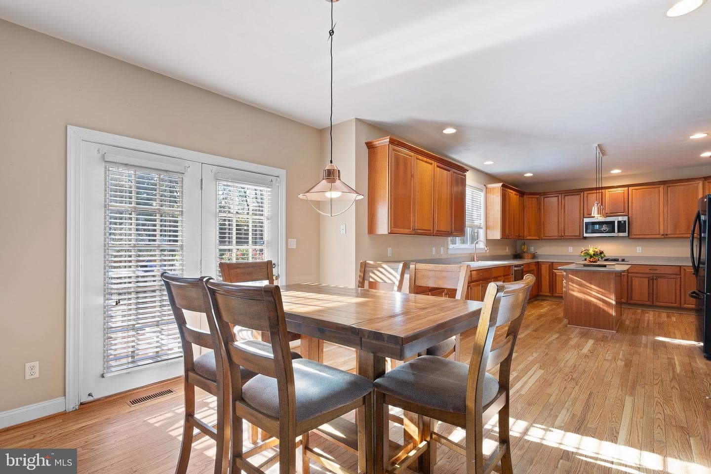116 Waterfall Lane photo 8