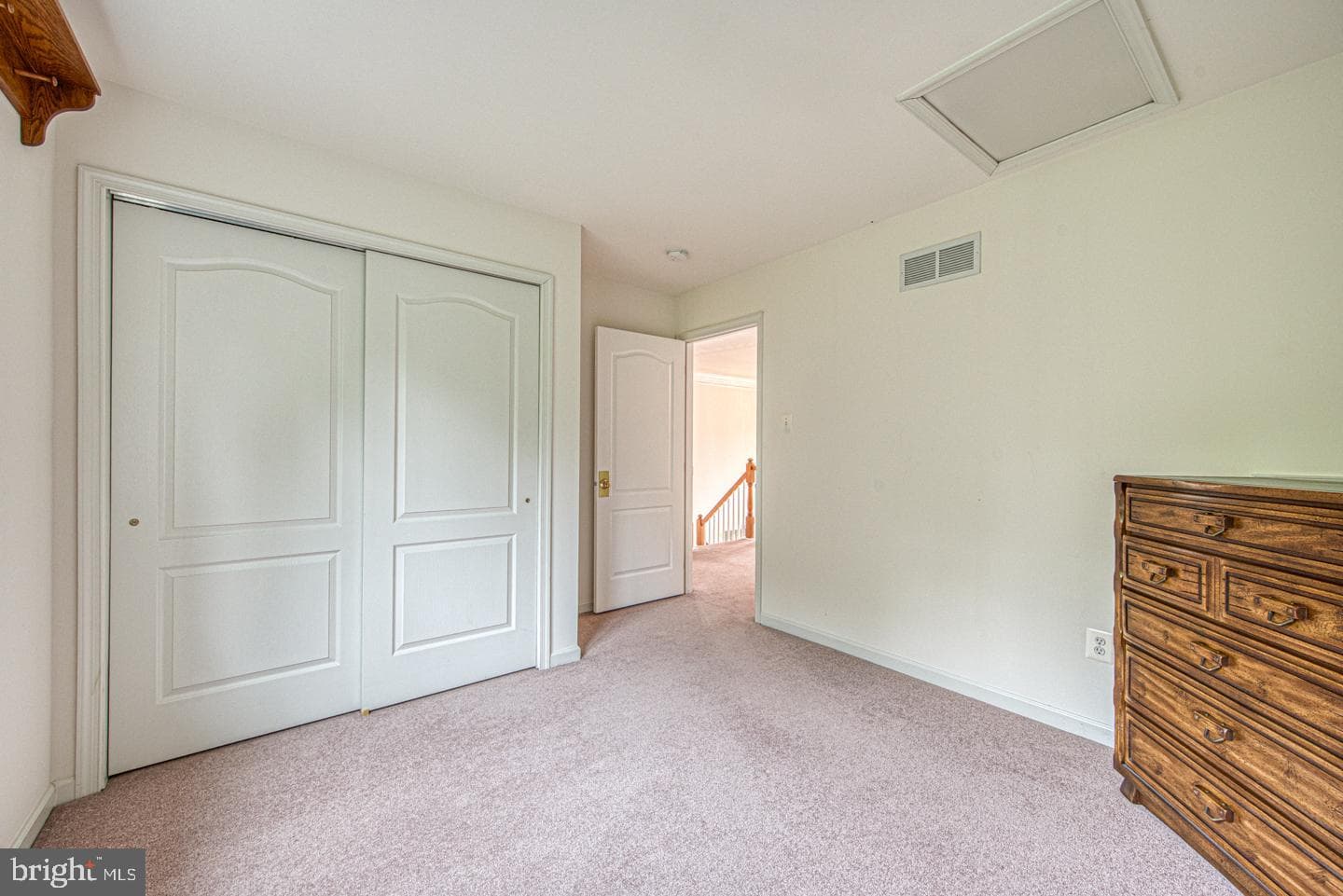 708 Dover Court Place photo 32