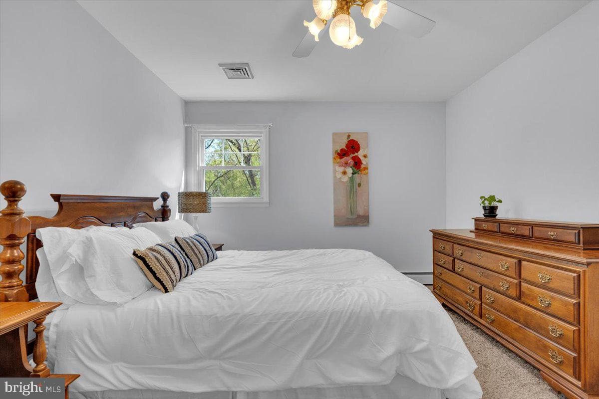 1424 Oakwood Road photo 11