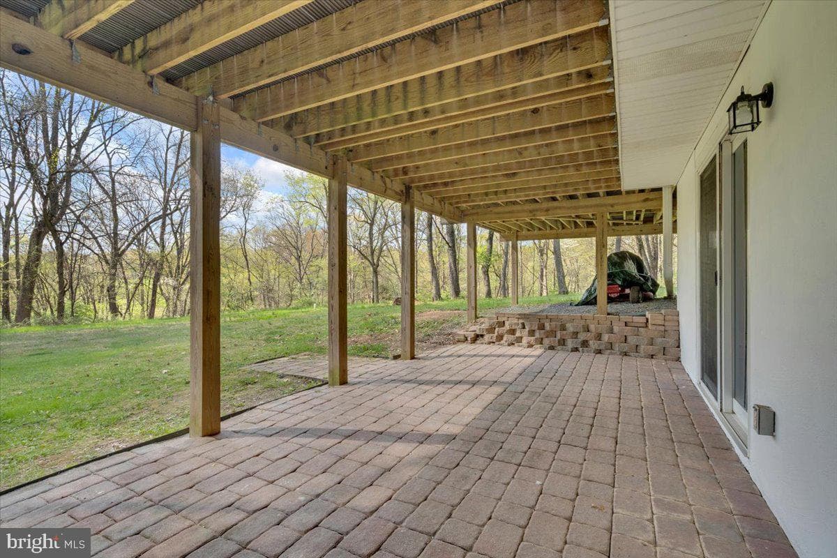 1424 Oakwood Road photo 39