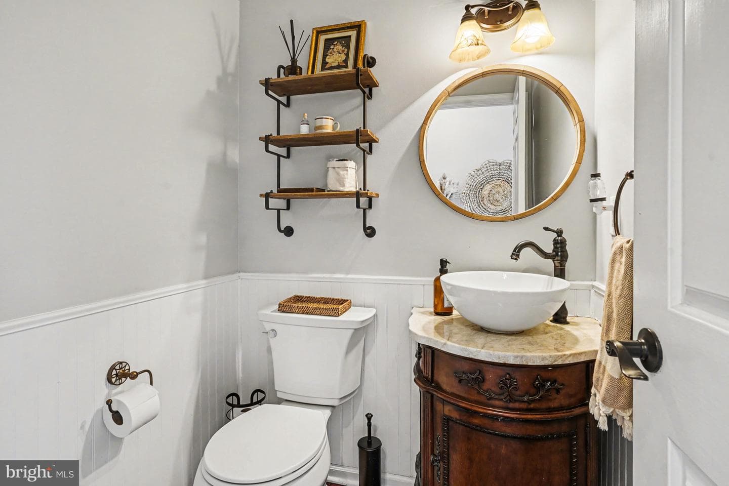 1102 Lantern Circle photo 35
