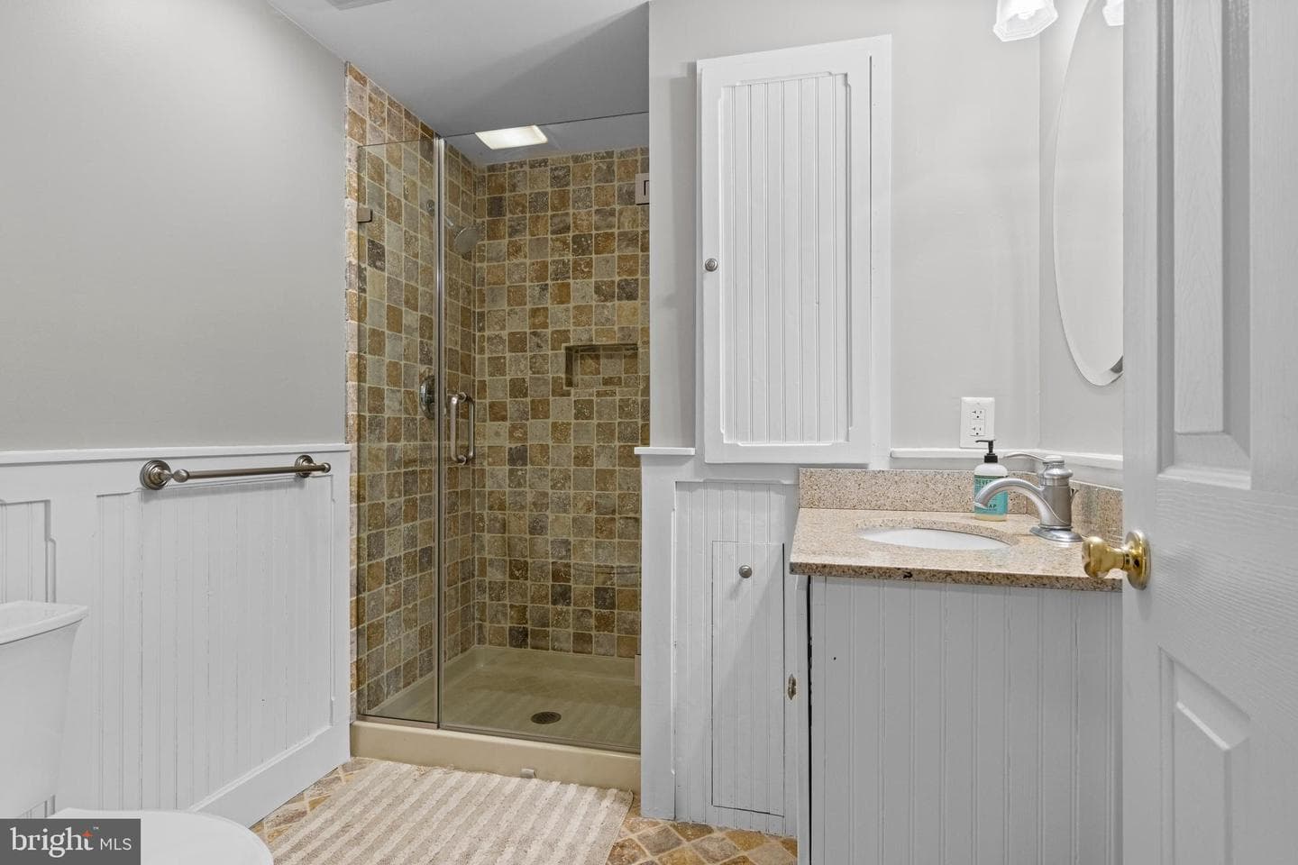 731 Providence Road photo 95
