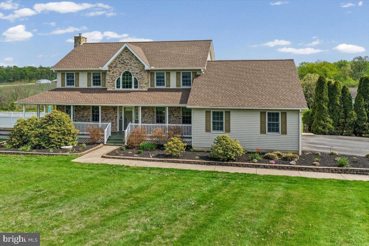 684 Waterway Road