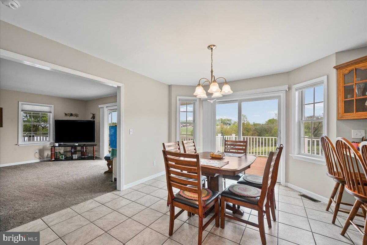684 Waterway Road photo 10